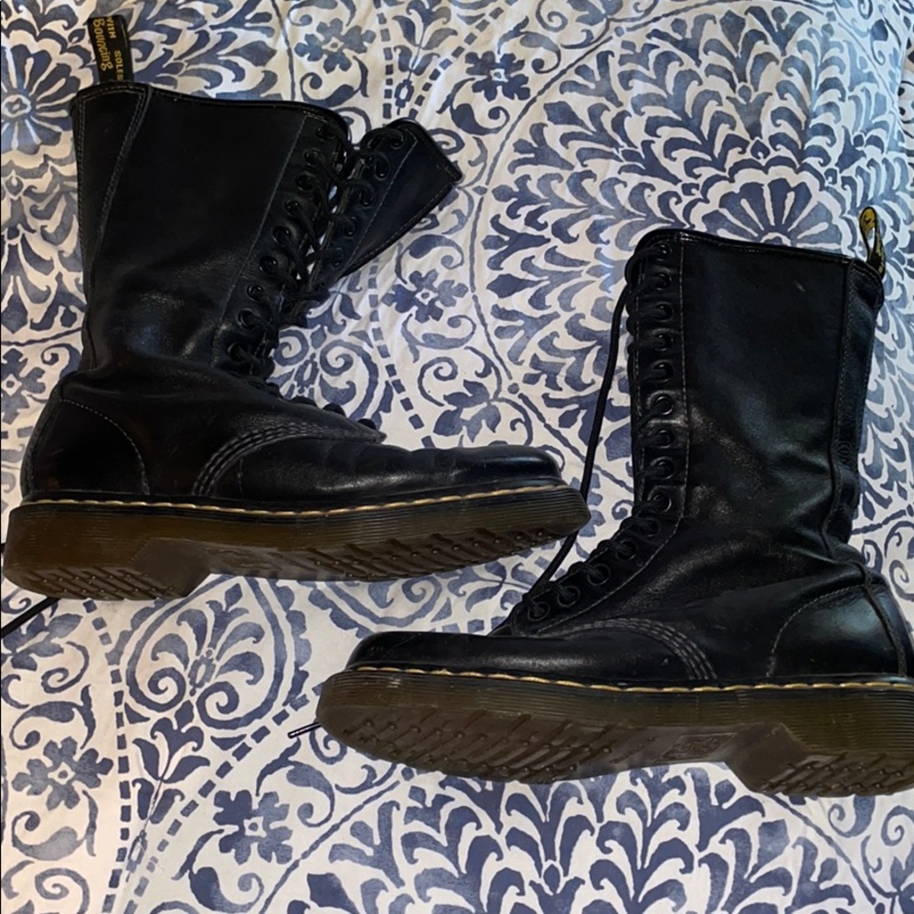 Vintage doc Martin boots